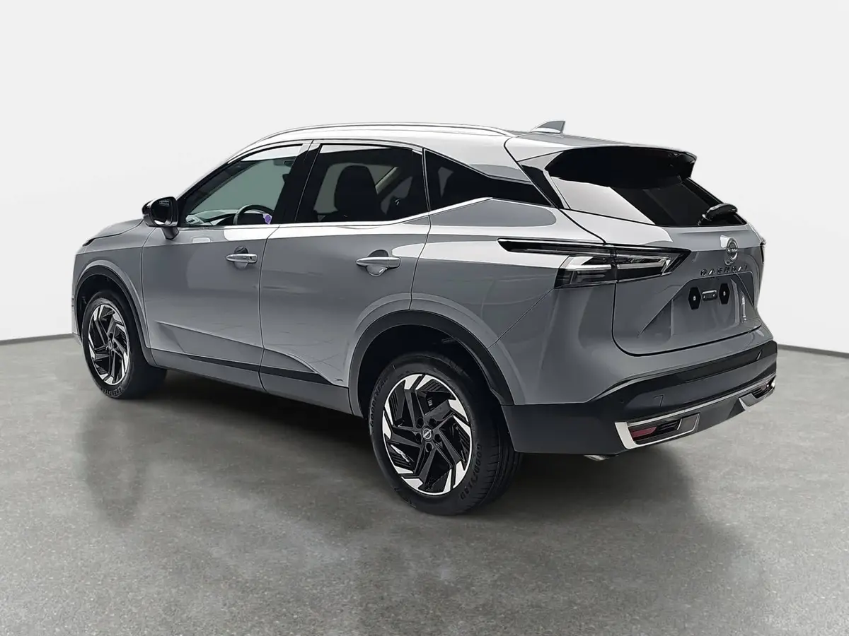 NISSAN QASHQAI 1.3 DIG-T XTRONIC N-CONNECTA PANO WINTER