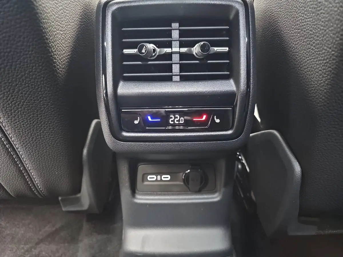 SKODA KODIAQ 1.5 TSI DSG SPORTLINE NAVI LED ACC WINTER KAMERA A