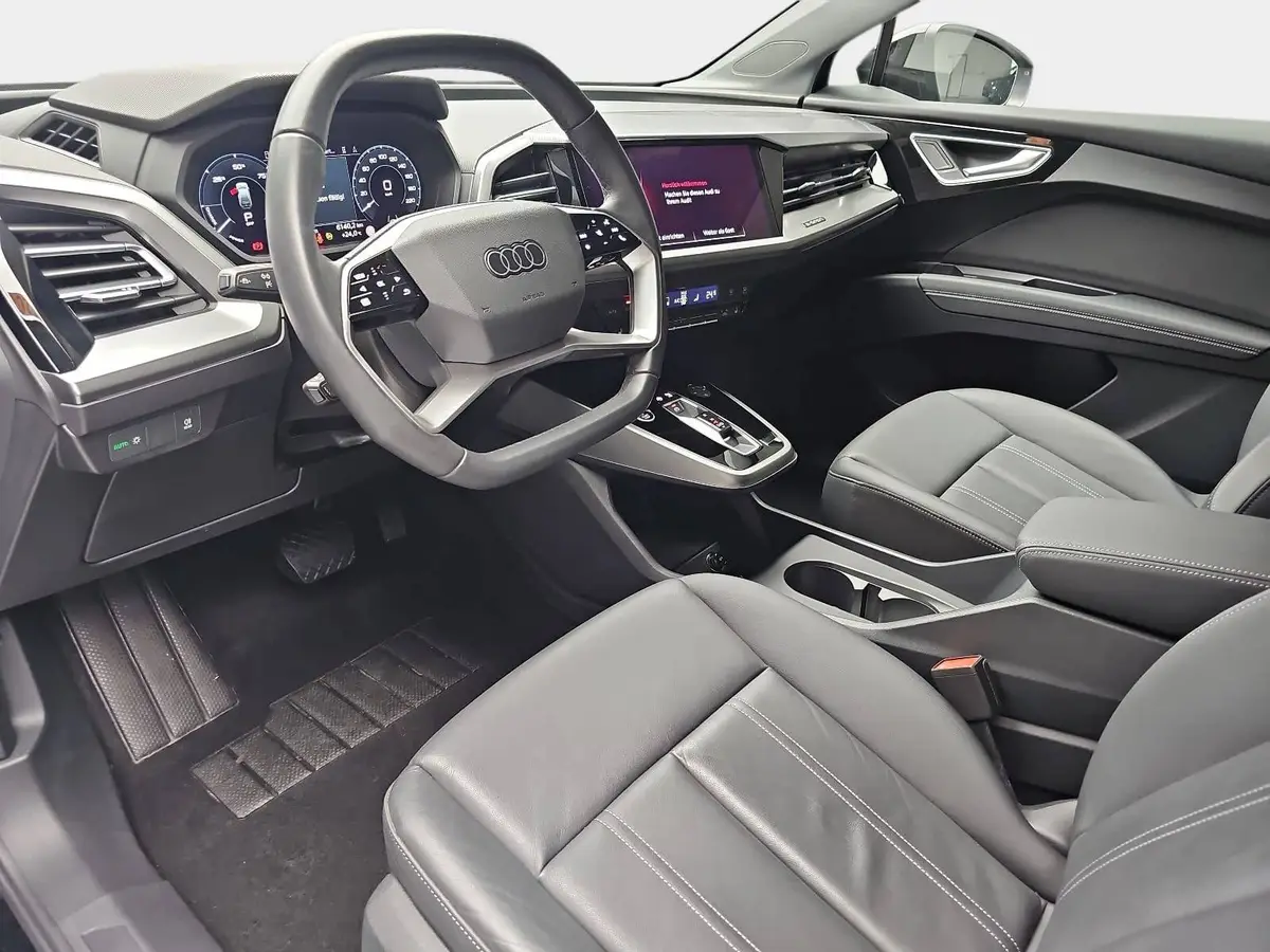AUDI Q4 E-TRON 45 82KWH NAVI LED KAMERA LM19