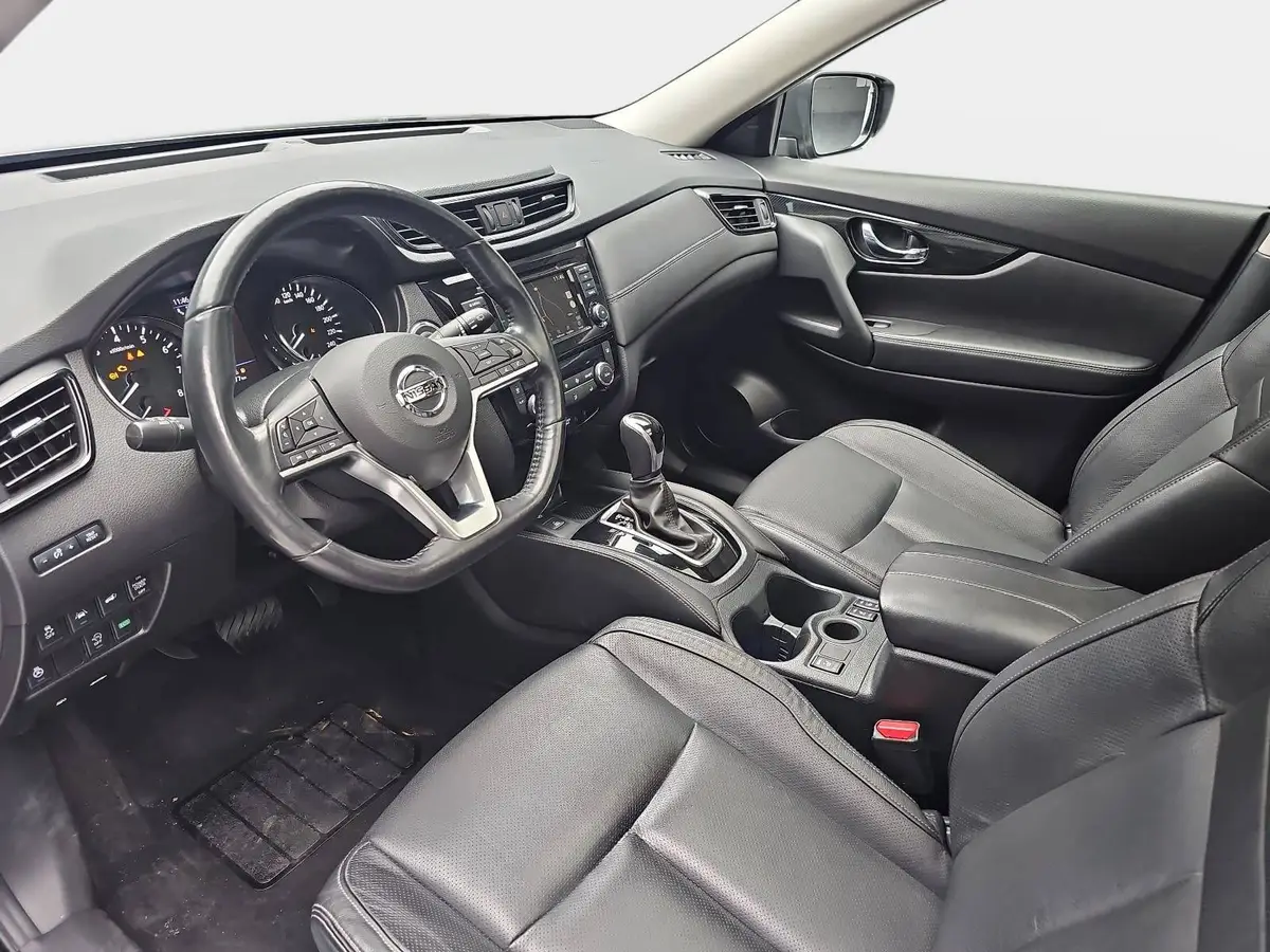NISSAN X-TRAIL 1.3 DIG-T TEKNA LED NAVI 7-S AHK PANO LM