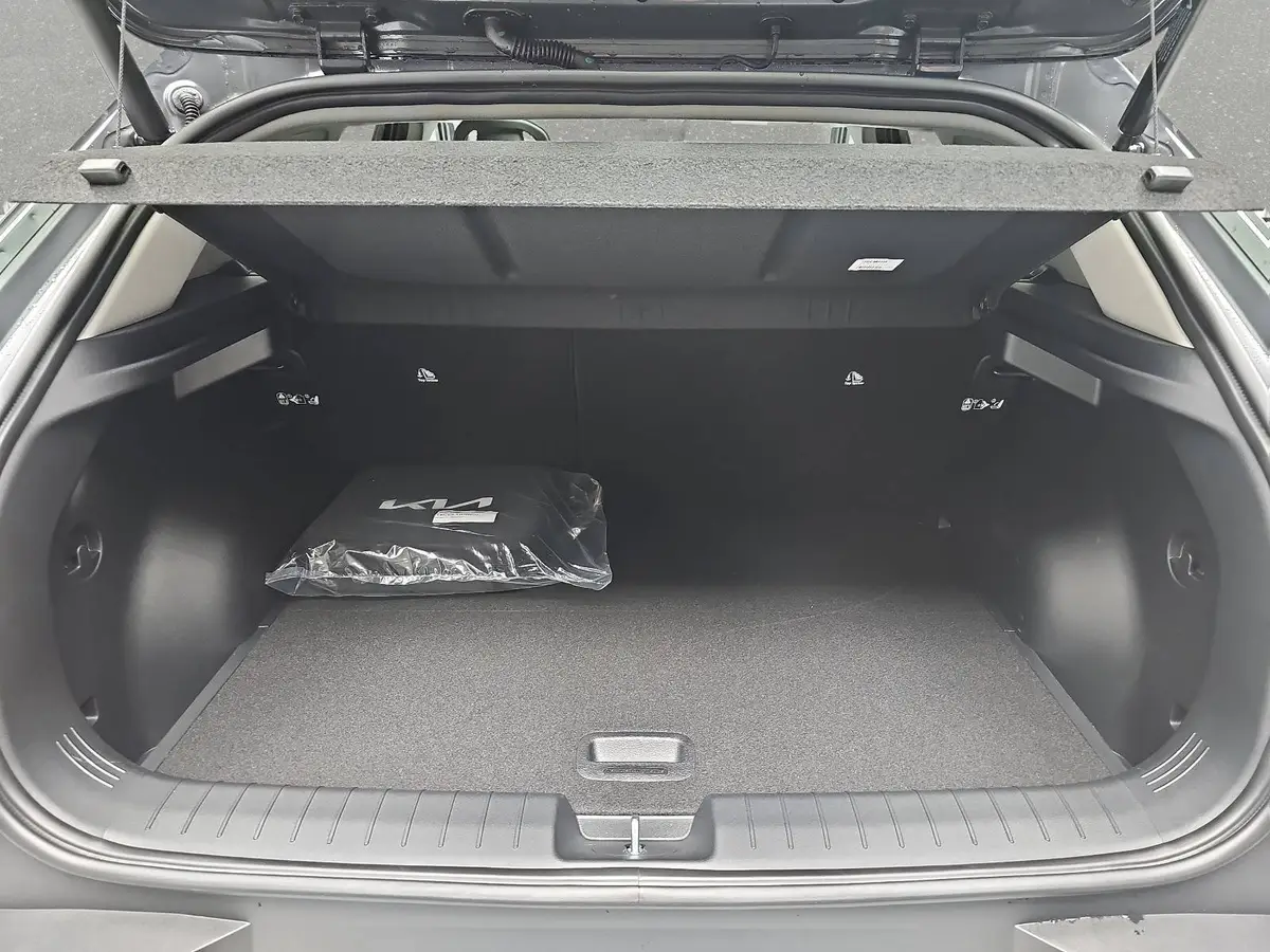 KIA EV4 81.4 KWH EARTH MJ26 UPGRADE TECHNOLOGY WINTER DWP DESIGN SOUND GLASD.