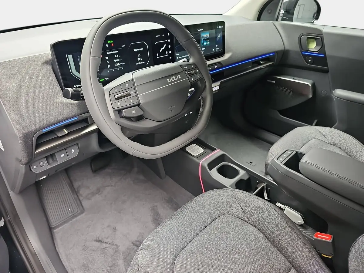 KIA EV2 42.2 KWH EARTH MJ27 WINTER-CONNECT TECHNOLOGY DRIVEWISE-PARK DESIGN