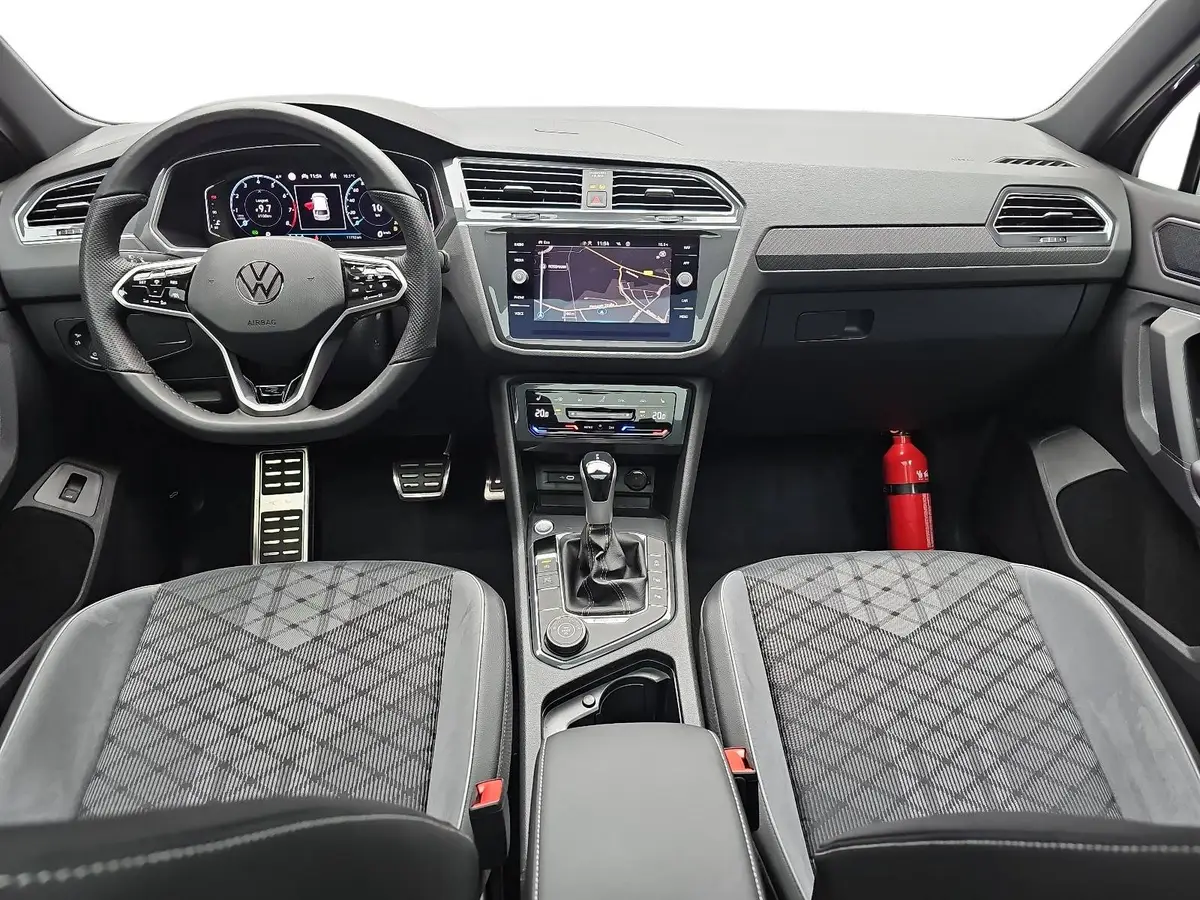 VW TIGUAN 2.0 TSI DSG R-LINE 4MOTION NAVI LED PANO AHK LM19