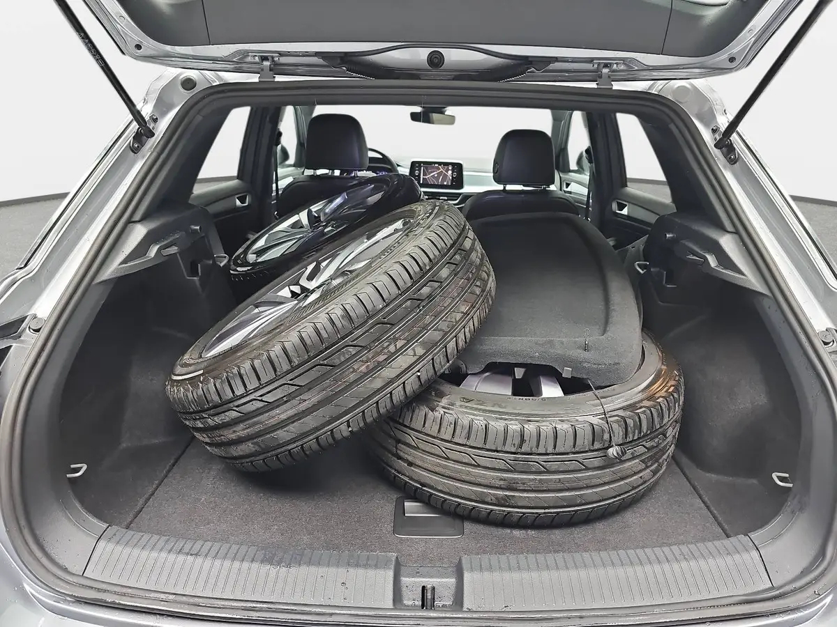 VW T-ROC 1.5 TSI DSG GOAL NAVI LED KLIMAAUTO ACC KAMERA AHK