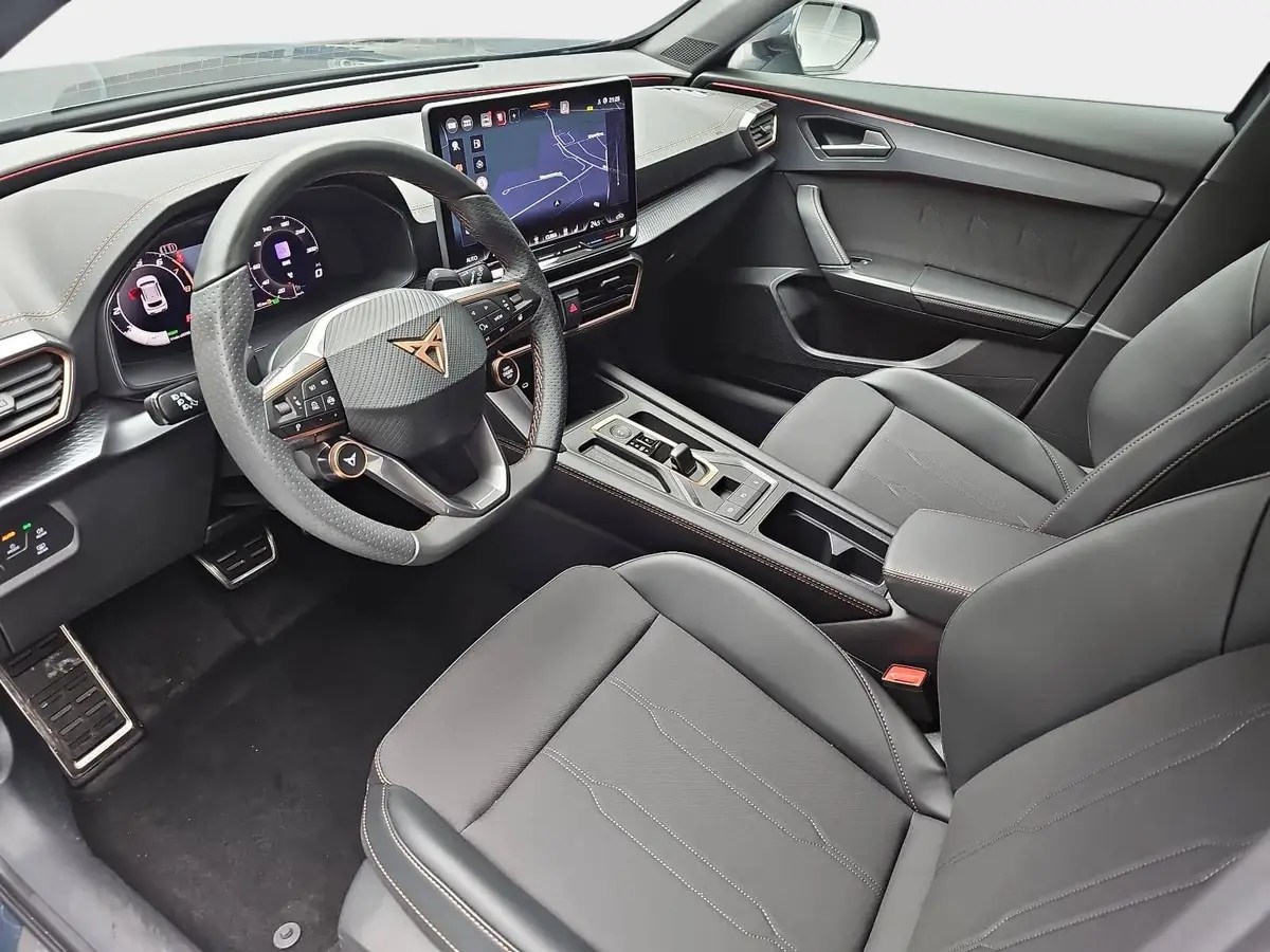 CUPRA FORMENTOR 1.5 ETSI DSG NAVI LED-HD ACC PANO WINTER KAMERA AH