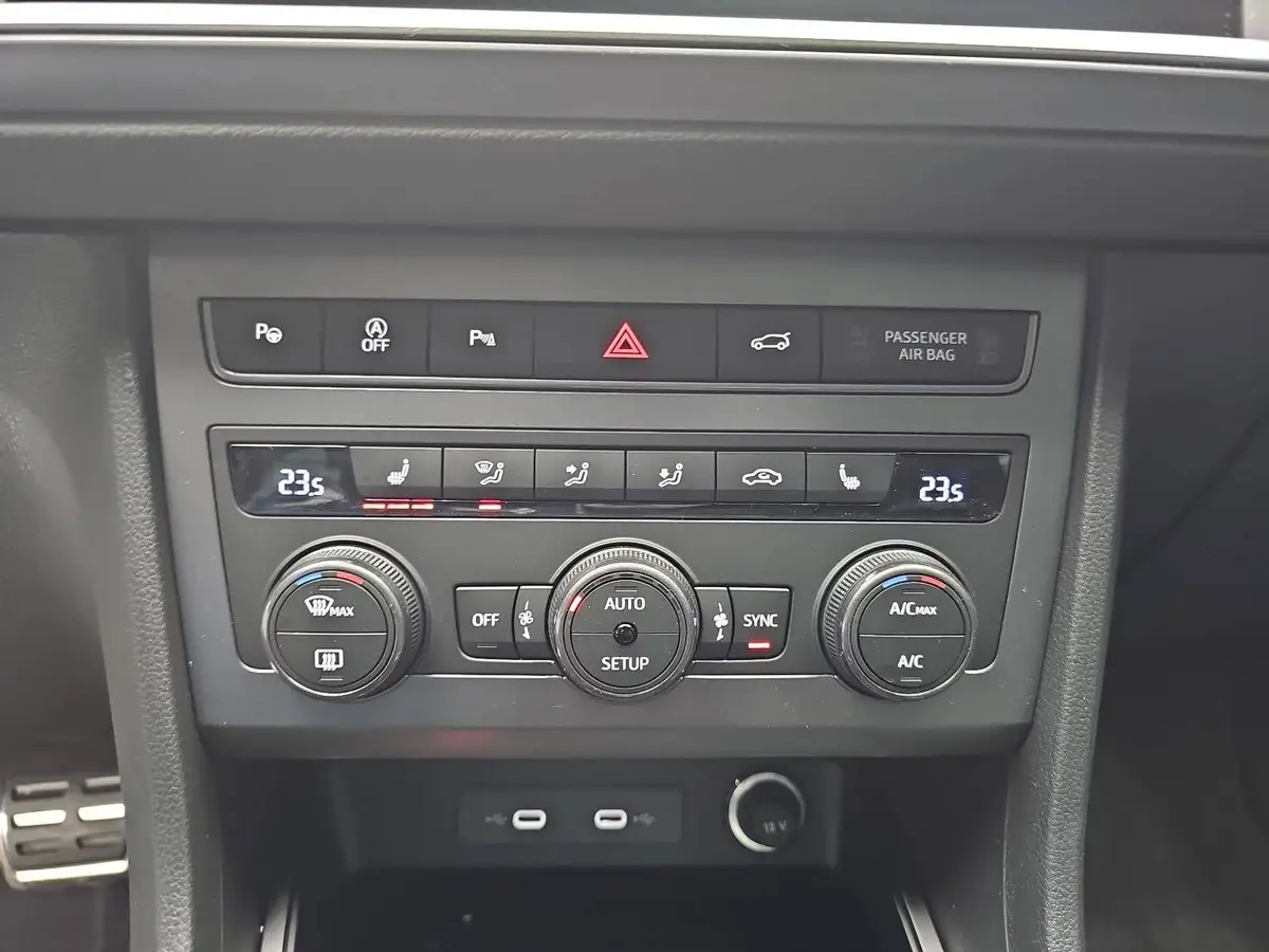 CUPRA ATECA 1.5 TSI DSG NAVI LED EL.HECKKLAPPE LEDER MEMORY KA