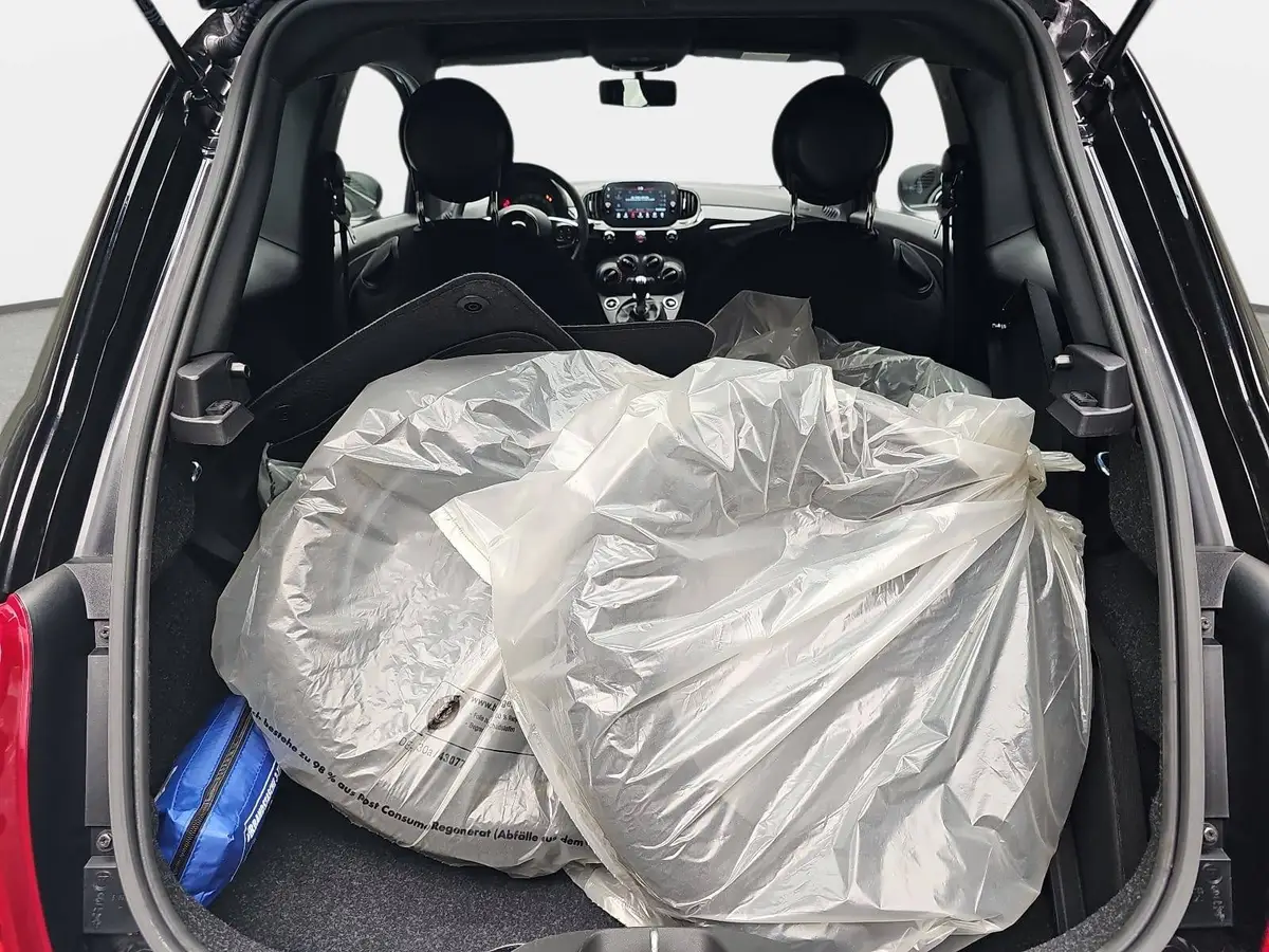FIAT 500 1.0 GSE HYBRID ALLWETTERREIFEN APP CONNECT