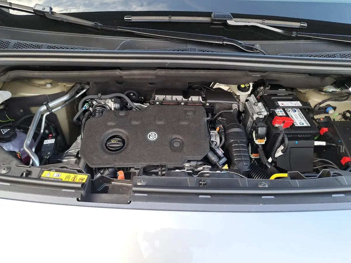 PEUGEOT RIFTER BLUEHDI 130 CV EAT8 GT L2 7-S NAVI LED AHK LM