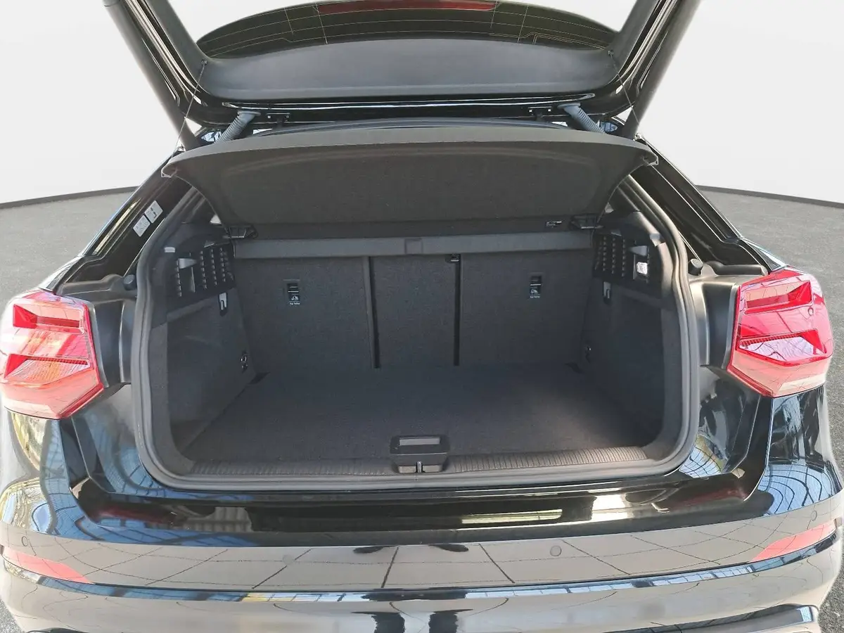 AUDI Q2 1.5 35 TFSI DSG SPORT LED PANO WINTER