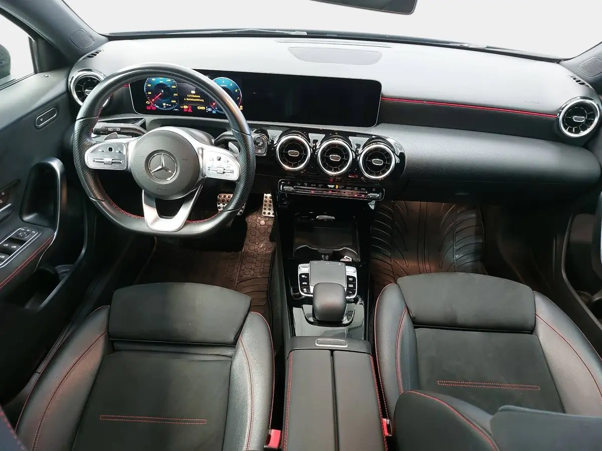 MERCEDES-BENZ A 220 AMG LINE (EURO 6D-TEMP)