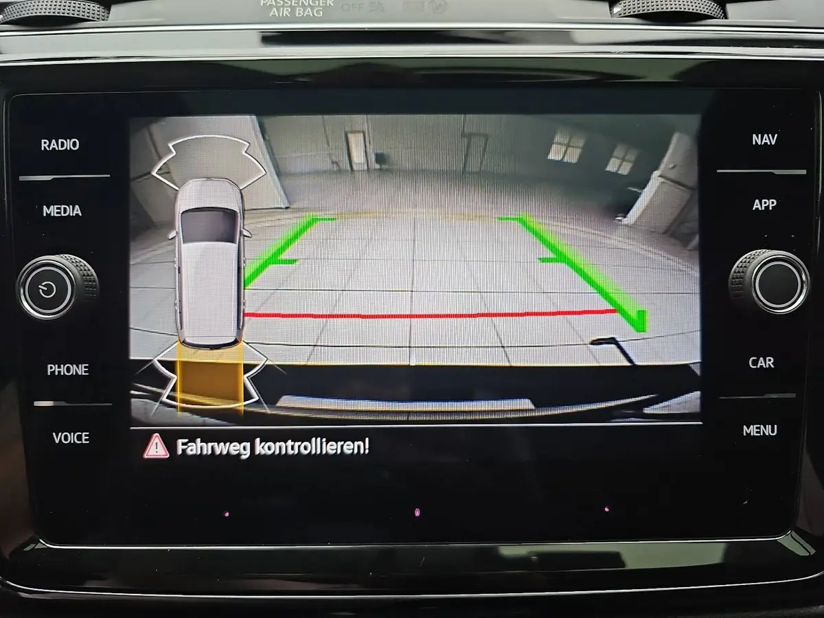 VW TOURAN 1.5 TSI DSG HIGHLINE R-LINE NAVI LED ACC PANO KAME