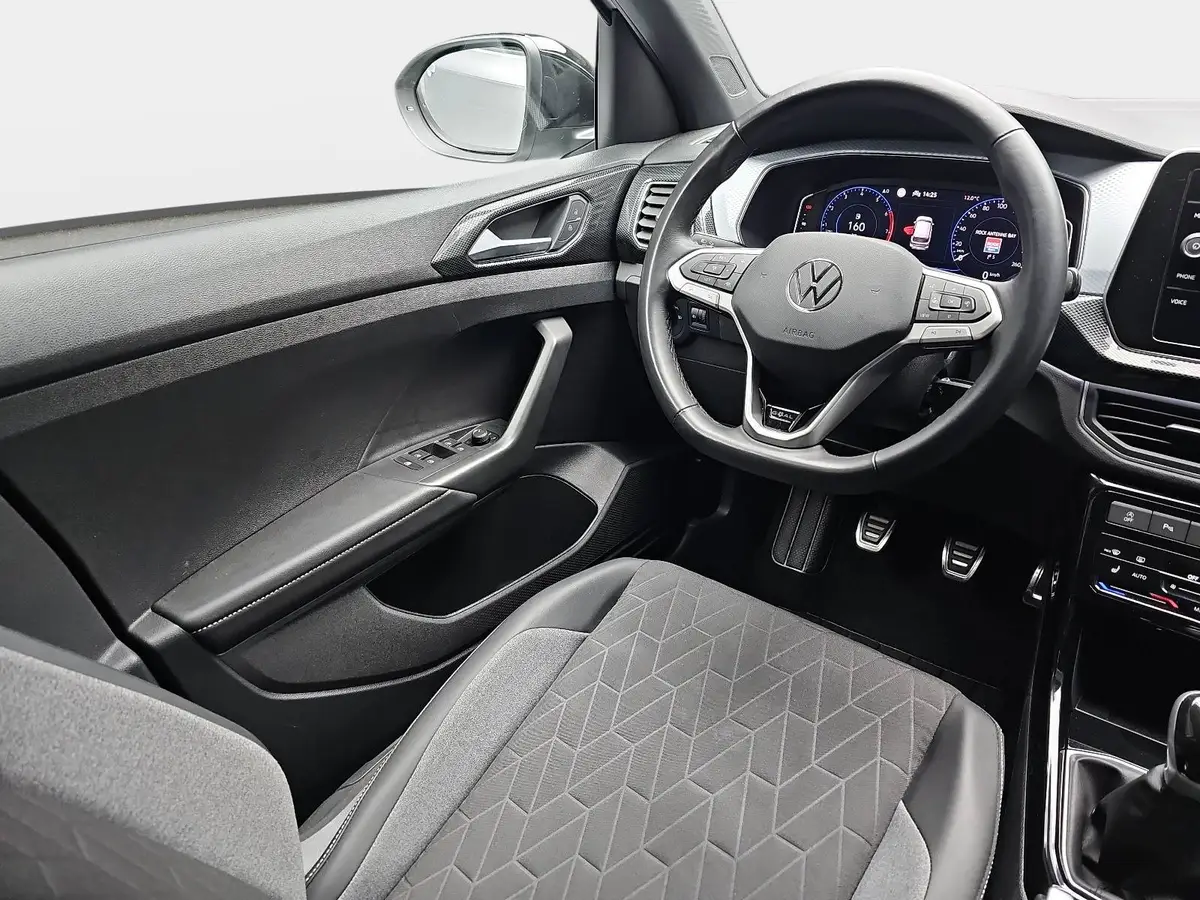 VW T-CROSS 1.0 TSI GOAL NAVI LED KLIMAAUTO ACC P-ASSIST WINTE