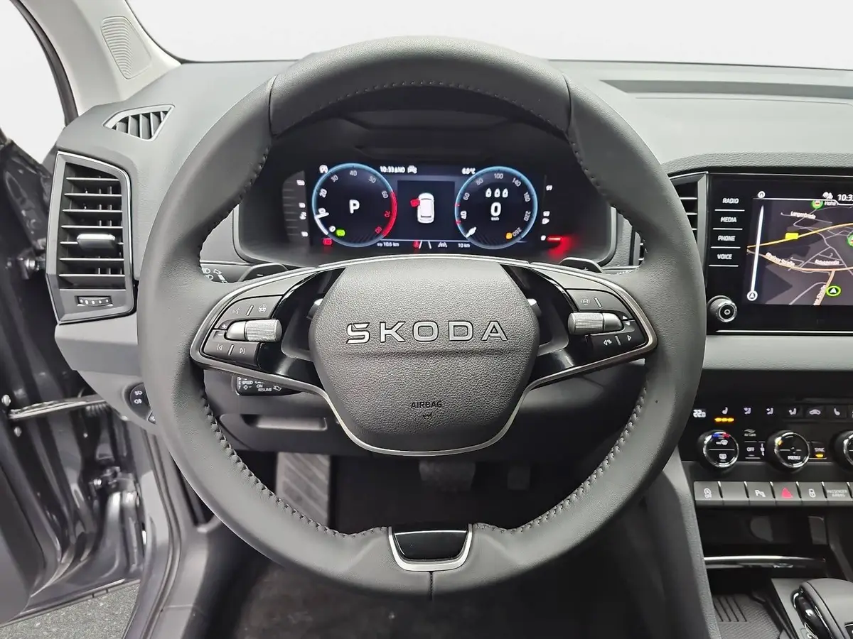 SKODA KAROQ 1.5 TSI DSG SELECTION NAVI LED ACC WINTER KAMERA A