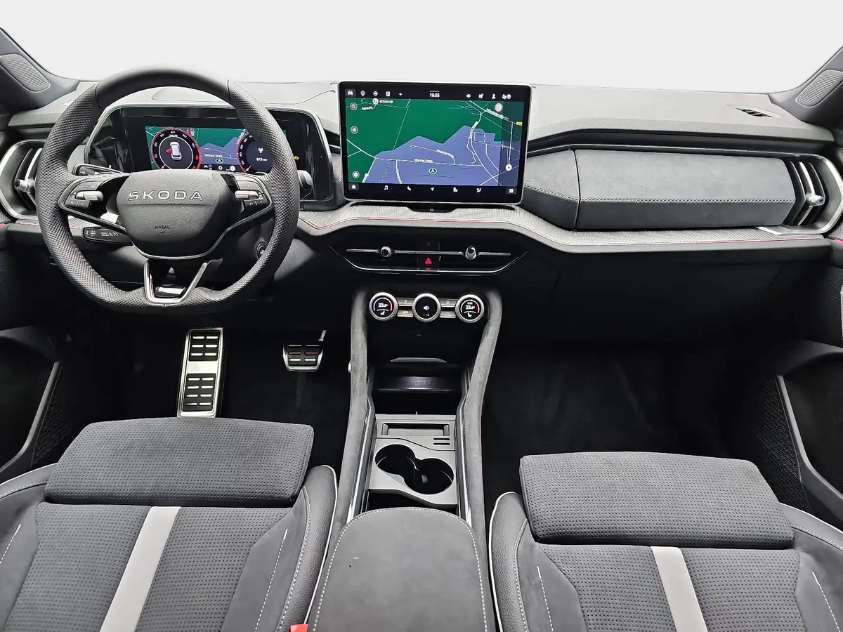 SKODA KODIAQ 1,5 DSG SPORTLINE NAVI LED ACC PANO WINTER KAMERA 