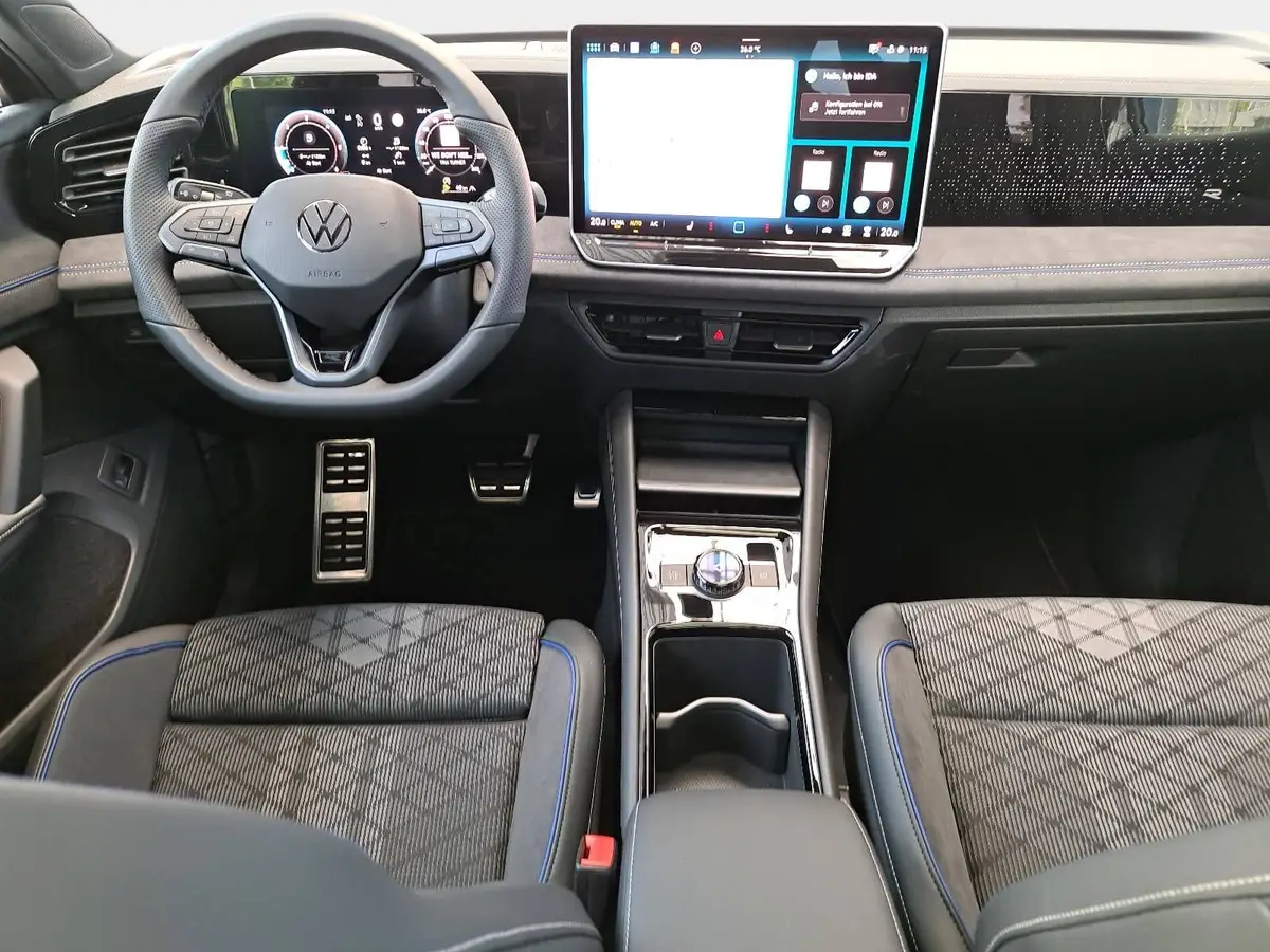 VW TIGUAN 2.0 TDI DSG R-LINE NAVI LED PANO