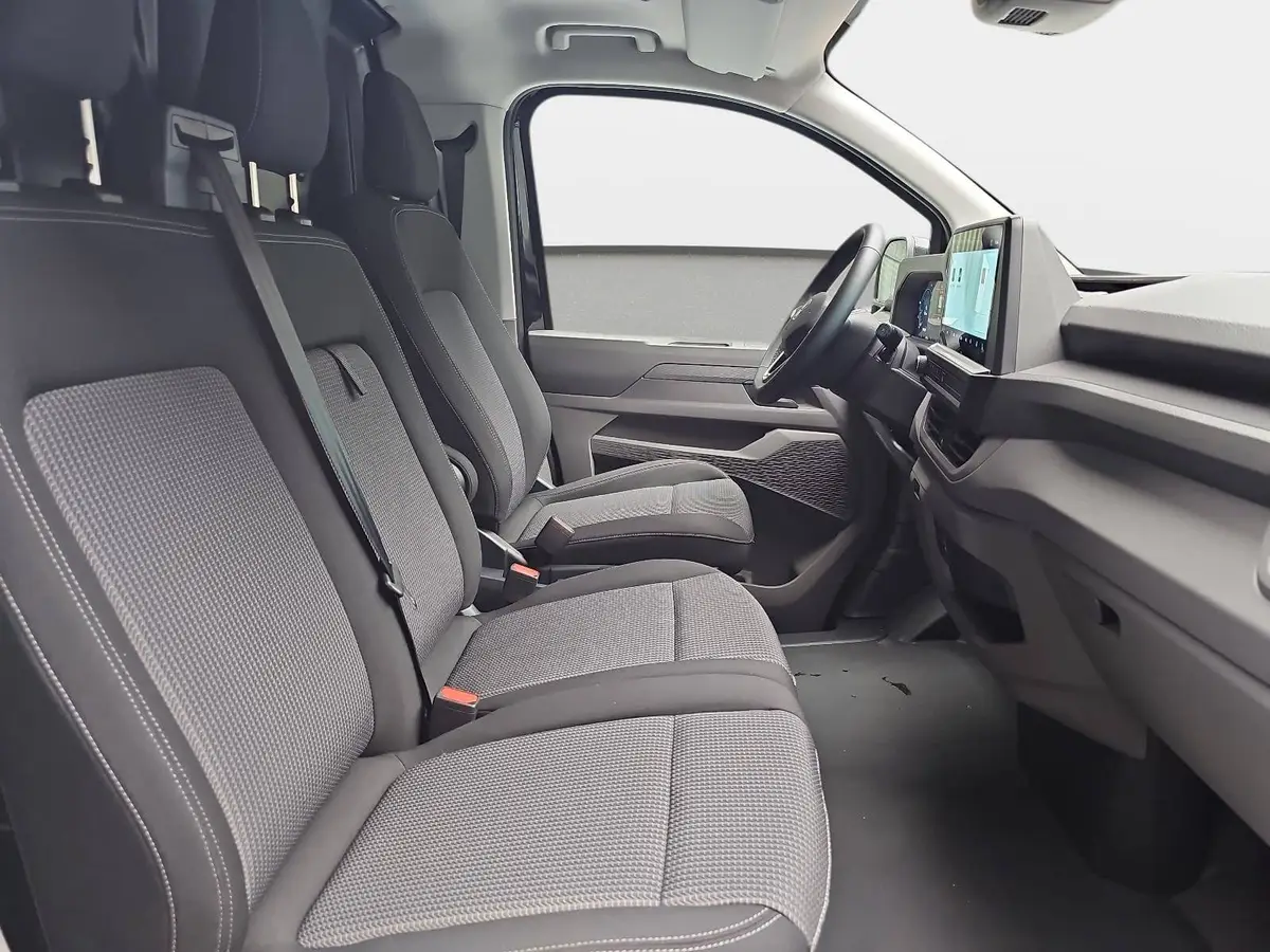 VW T7 TRANSPORTER 2.0 TDI DSG KASTEN L2H1 LED