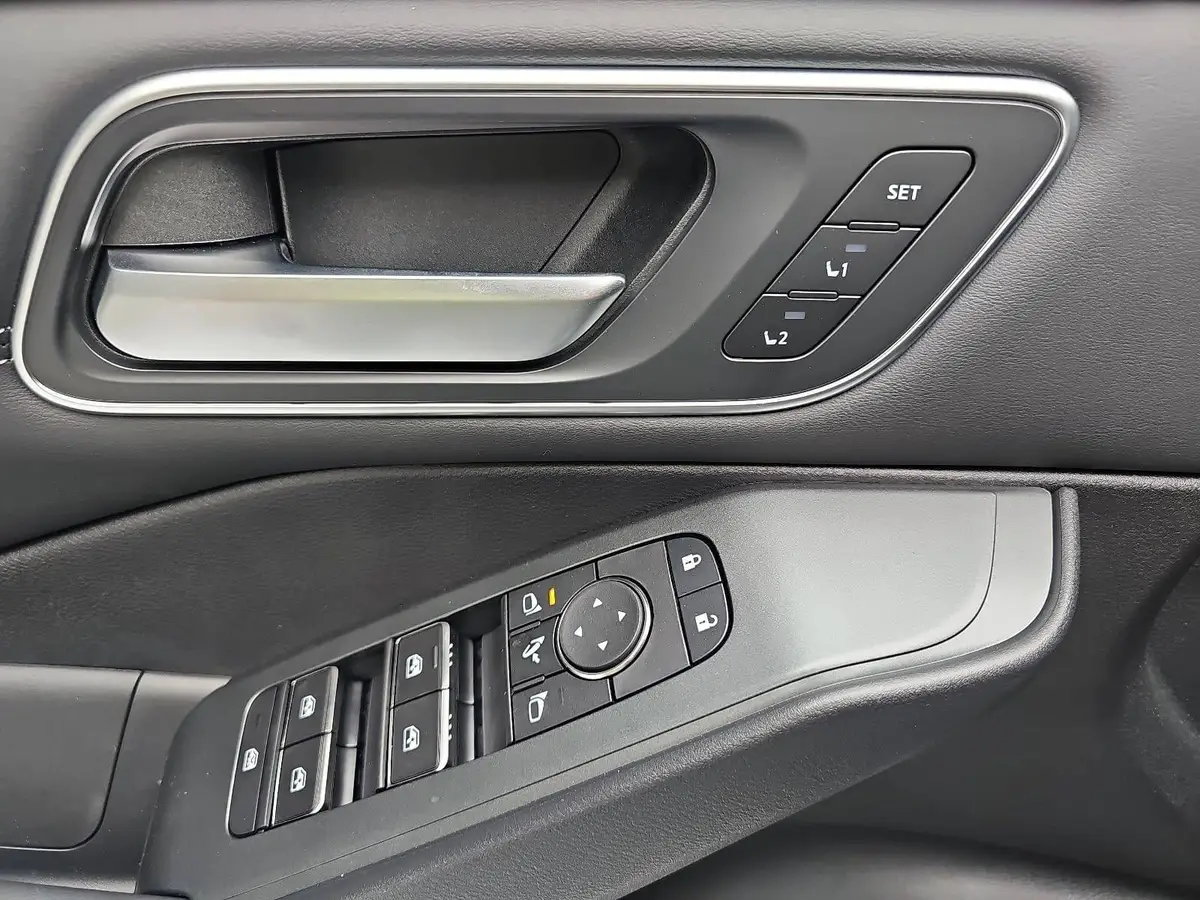 NISSAN QASHQAI 1.3 DIG-T X-TRONIC TEKNA NAVI LED