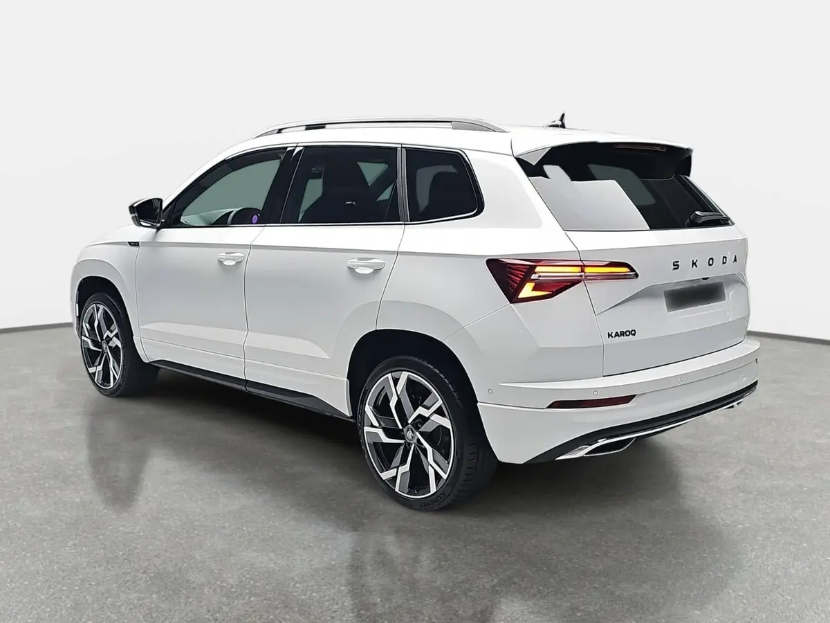 SKODA KAROQ 1.5 TSI DSG SPORTLINE NAVI LED-MATRIX PANO CANTON