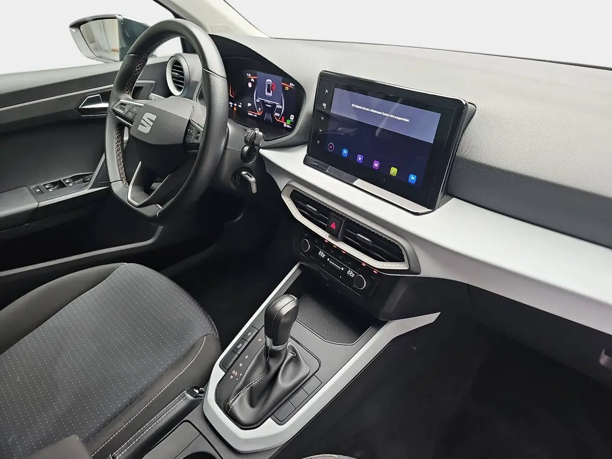 SEAT ARONA 1.0 TSI DSG STYLE NAVI LED PDC LM