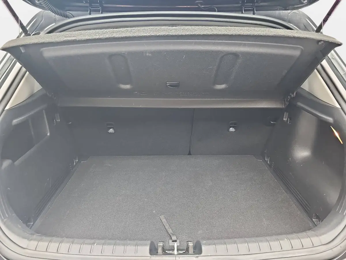 KIA STONIC 1.0 T-GDI 100 DCT VISION GRA AHK
