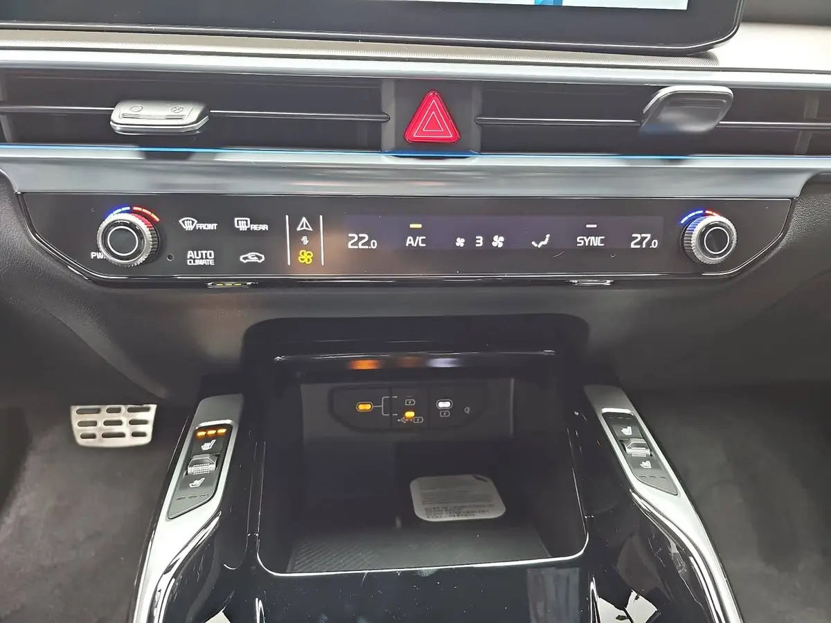 KIA SORENTO 2.2 CRDI AWD DCT8 PLATINUM LEDER NAPPA PREMIUM GLASDACH AHK