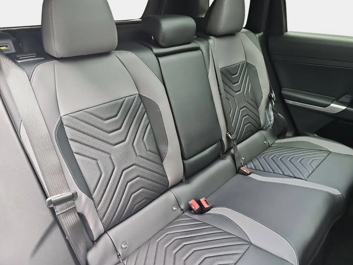 JEEP COMPASS ELEKTRO FÖRDERFÄHIG FIRST EDITION MJ26 PREMIUM-PAKET PANORAMA ALLWETTE