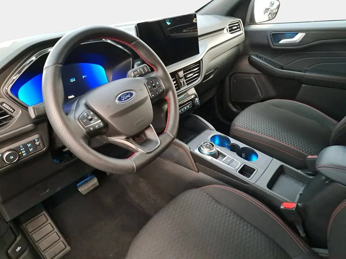 FORD KUGA 1.5 EB AUTO. ST-LINE NAVI LED KLIMAAUTO WINTER SIC