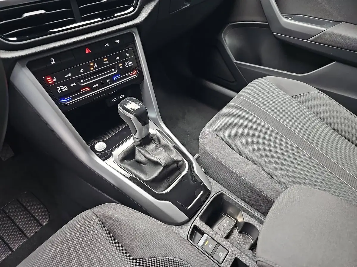 VW T-ROC 1.5 TSI DSG LIFE LED WINTER AHK