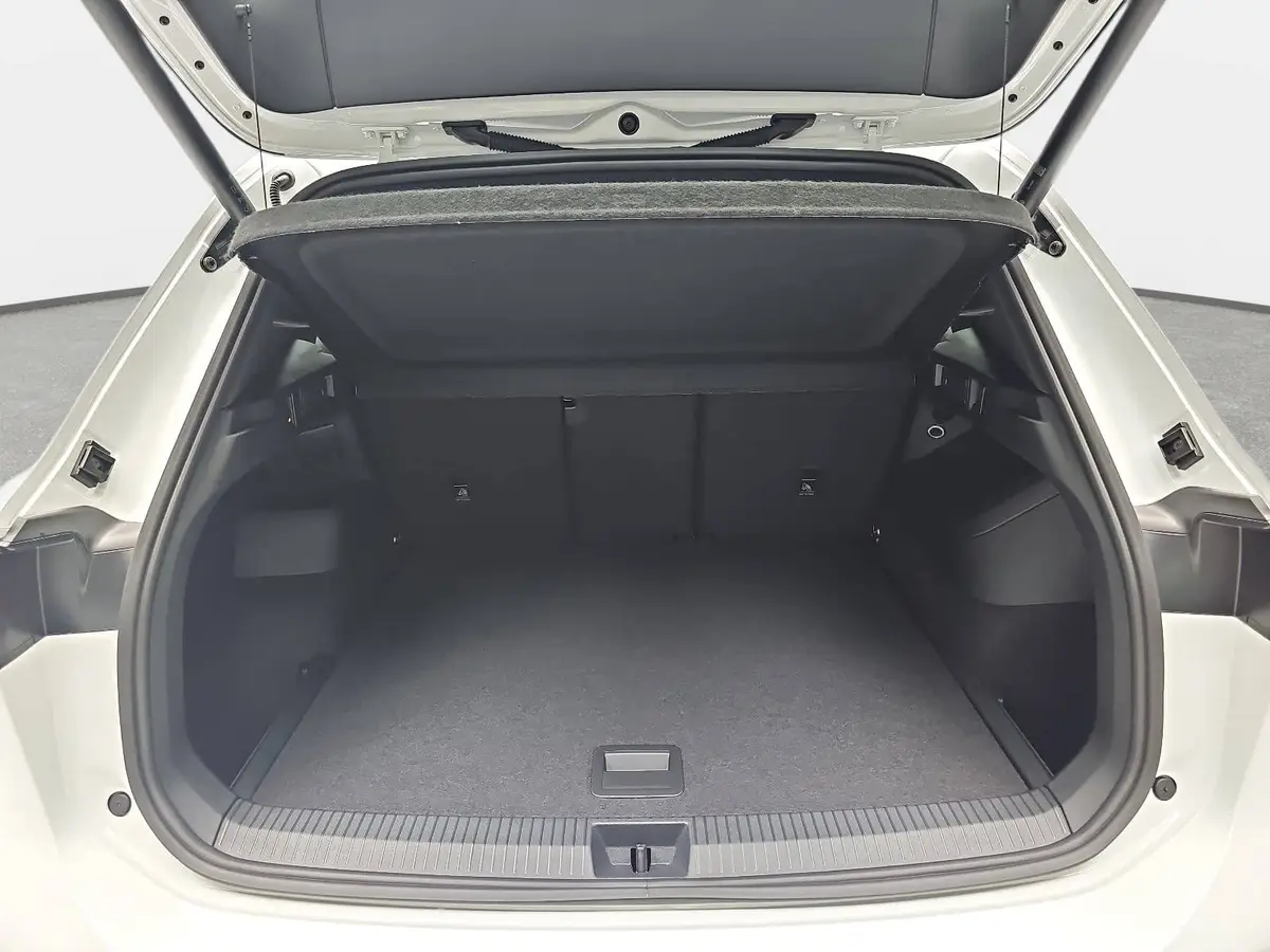 VW TIGUAN 2.0 TDI DSG R-LINE NAVI LED PANO