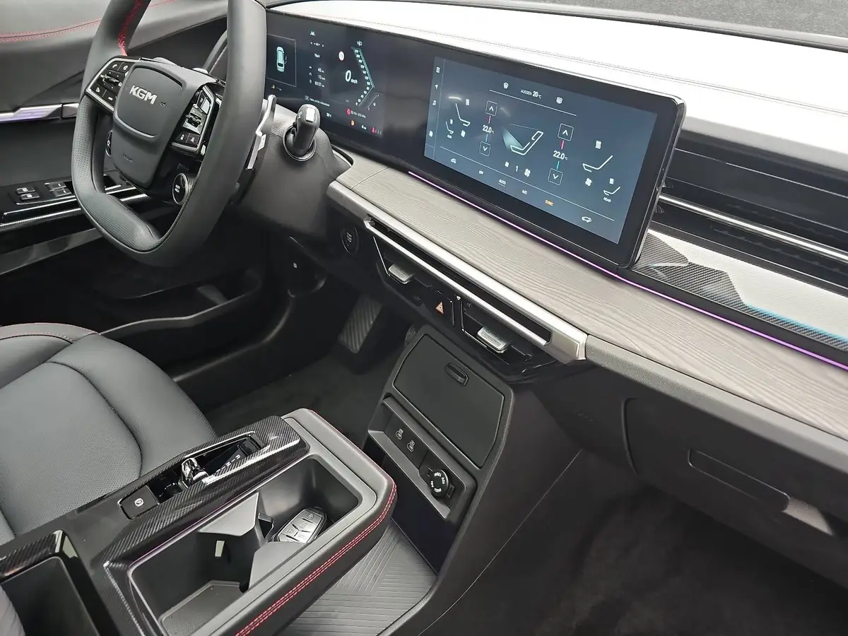 KGM ACTYON 1.5 T-GDI 4WD LUX AUTOMATIK PANORAMA