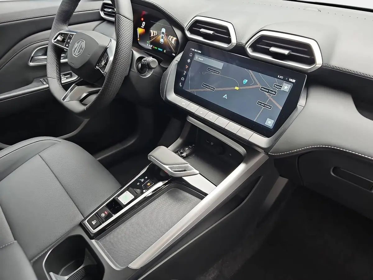 MG ZS 1.5 HYBRID+ MY25.5 LUXURY NAVI LM18 KEYLESS-ENTRY 360-GRAD-KAMERA