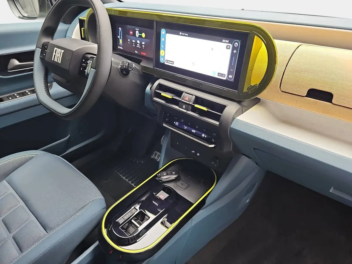 FIAT GRANDE PANDA ELEKTRO LA PRIMA MJ26 WINTER PAKET