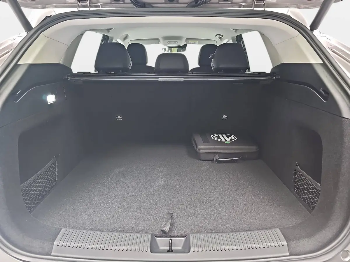 MG HS 1.5 PLUG-IN-HYBRID MY25.5 LUXURY LEDER 360-GRAD-KAMERA 19-ZOLL-LM