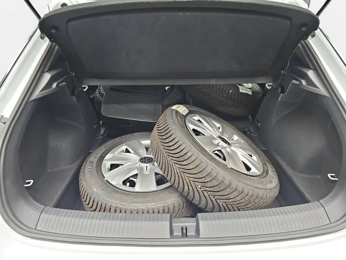 VW T-ROC 1.5 TSI DSG GOAL NAVI LED KLIMAAUTO ACC KAMERA AHK