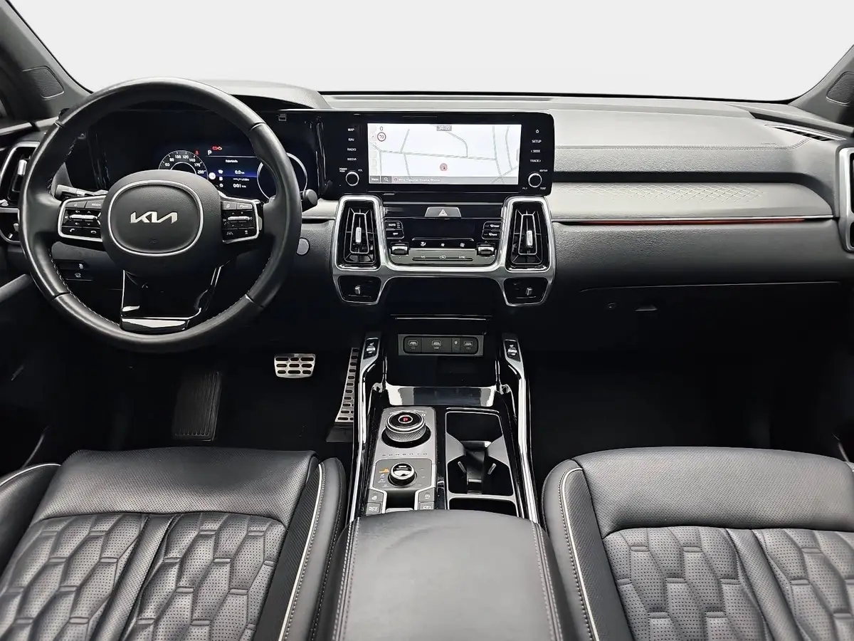 KIA SORENTO 2.2 CRDI AWD DCT8 PLATINUM MJ23 LEDER NAPPA GLASDACH