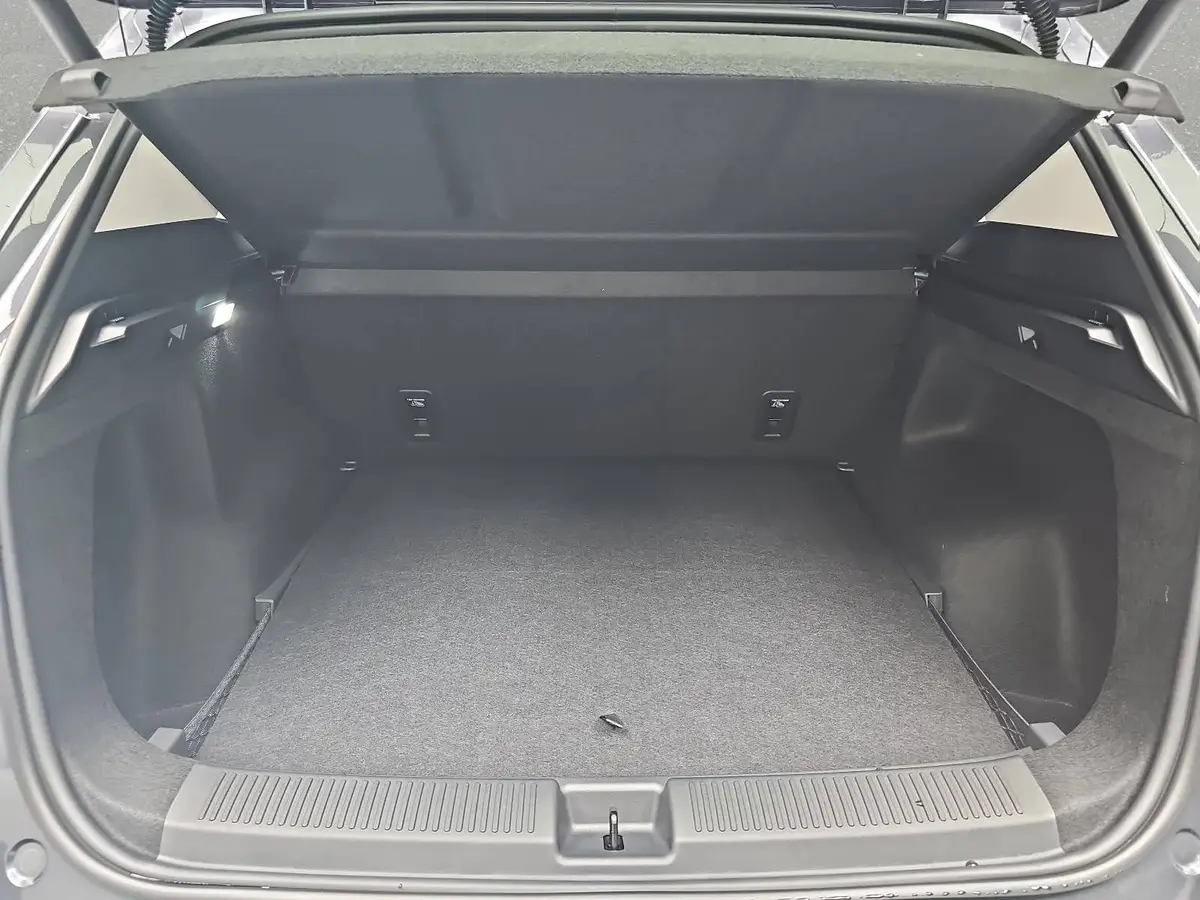 MG S5 EV 64 KWH MY25 LUXURY
