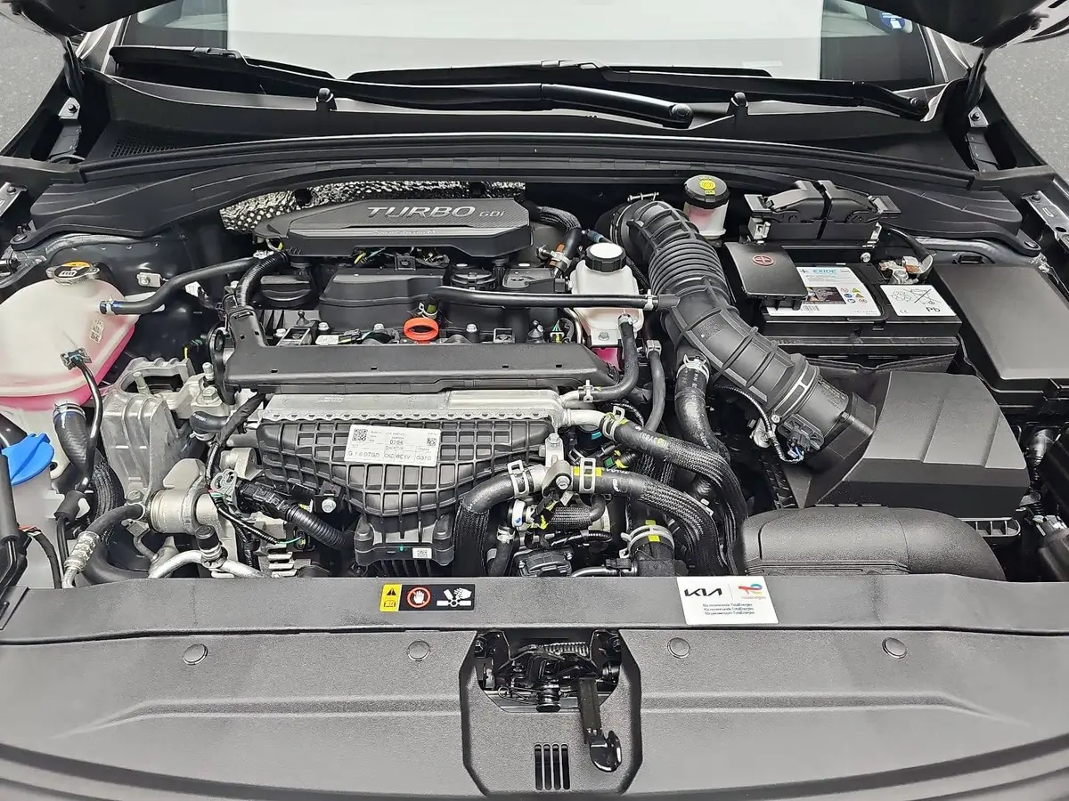 KIA XCEED 1.6 T-GDI 150 DCT GT-LINE MJ26 LEDER GLASDACH