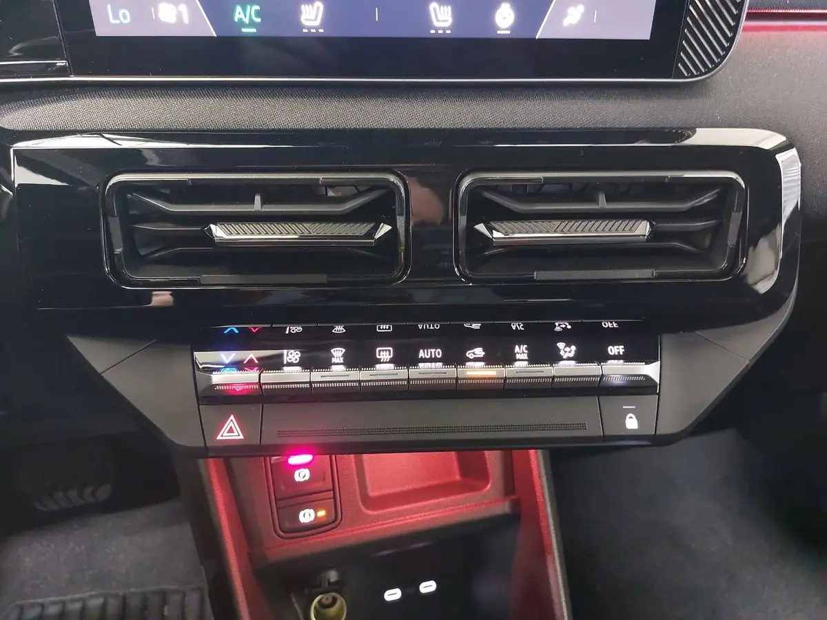NISSAN MICRA EV 40 KWH ADVANCE WINTER 2-FARBEN