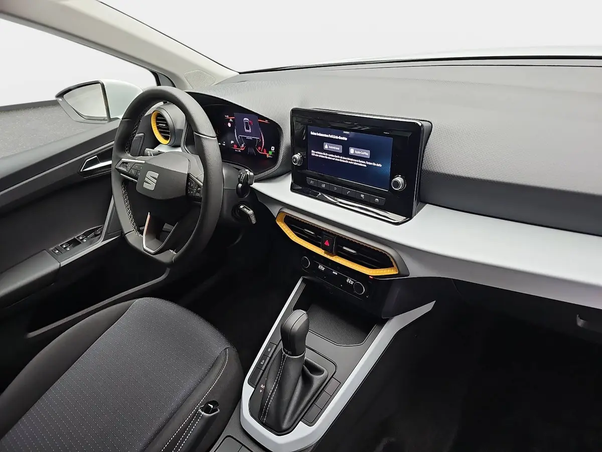 SEAT ARONA 1.0 TSI DSG STYLE LED KLIMAAUTO SMARTLINK PDC LM16