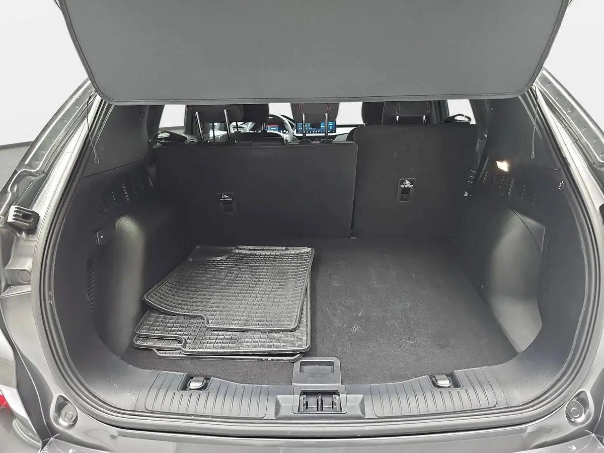 FORD KUGA 1.5 EB AUTO. ST-LINE NAVI LED KLIMAAUTO WINTER SIC