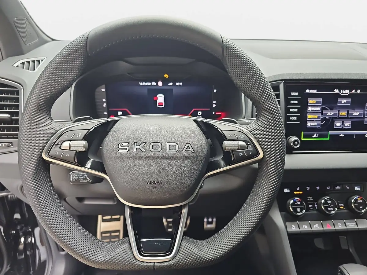 SKODA KAROQ 1.5 TSI DSG SPORTLINE NAVI LED-MATRIX PANO WINTER 