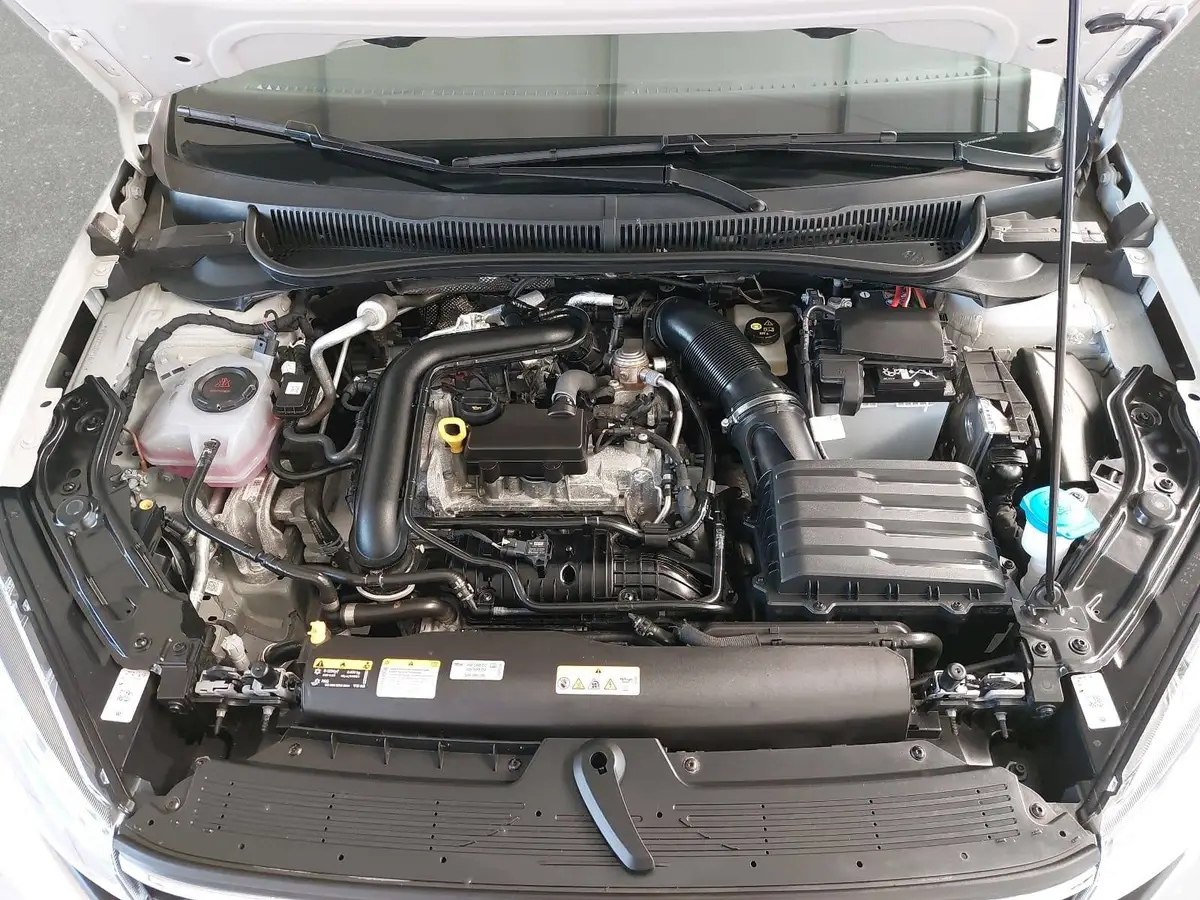 VW TAIGO 1.0 TSI DSG LIFE NAVI LED ACC SITZHEIZUNG PDC KAME