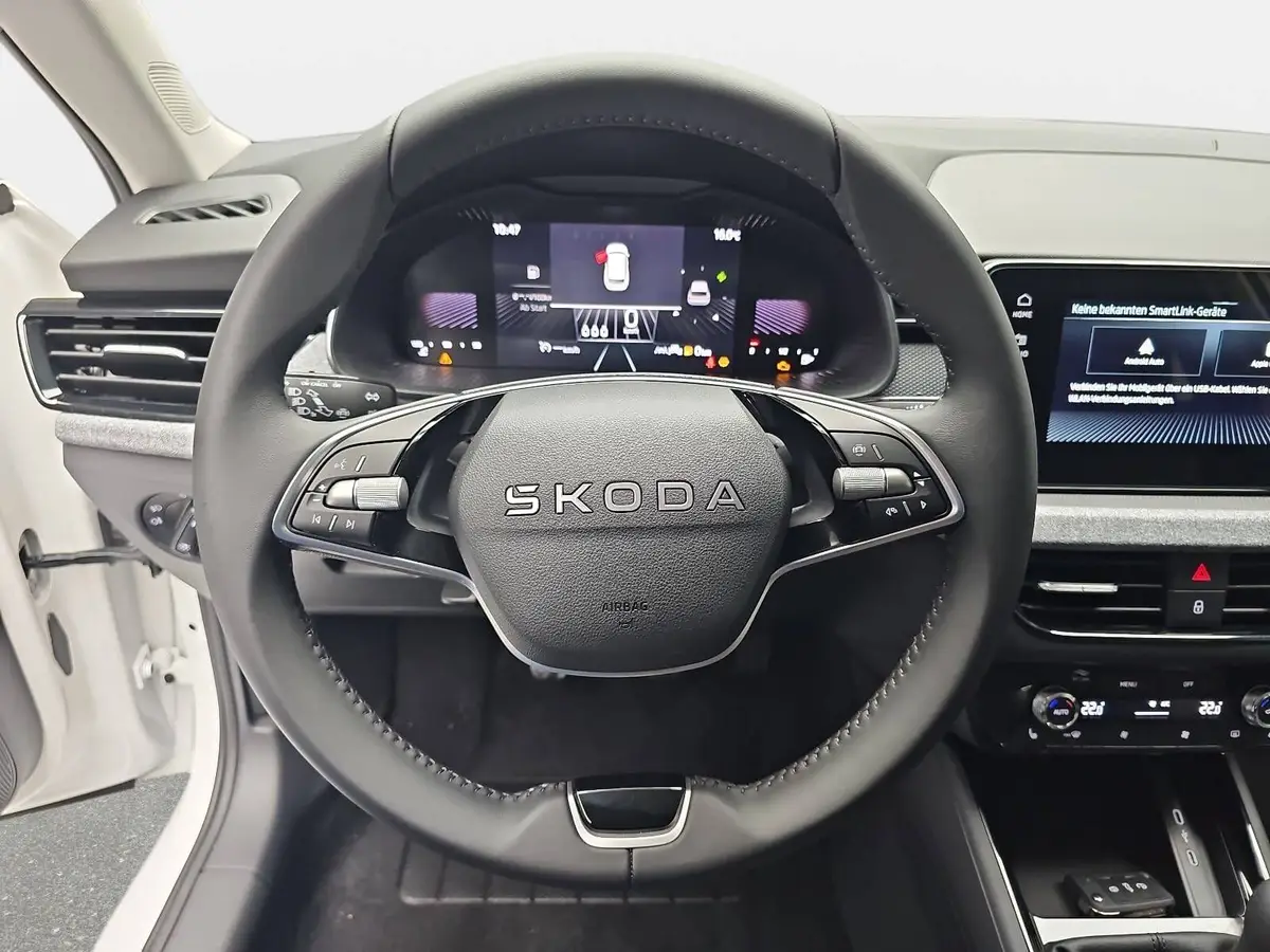 SKODA KAMIQ 1.0 TSI CLASSIC LED KLIMAAUTO PDC