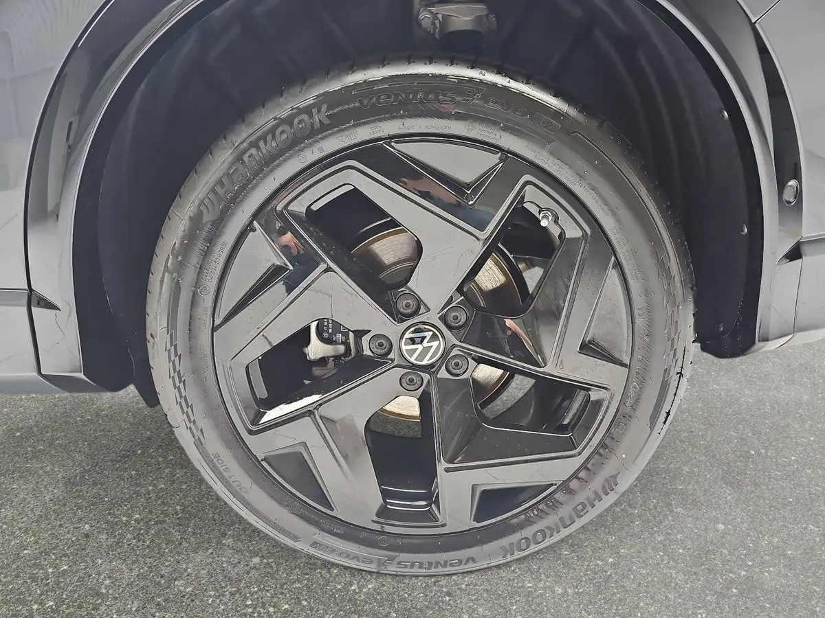 VW TIGUAN 2.0 TDI DSG R-LINE NAVI LED PANO