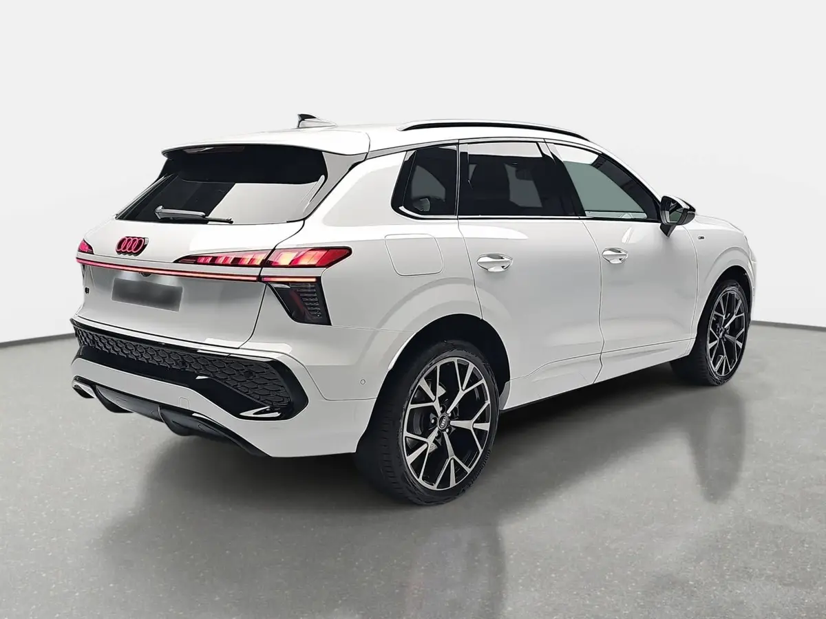 AUDI Q3 TDI S-TRONIC S-LINE NAVI LED-PLUS PANO