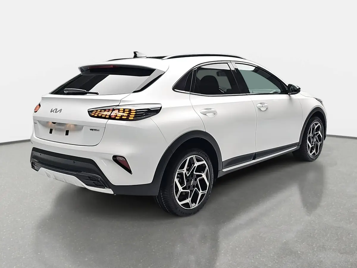 KIA XCEED 1.6 T-GDI 150 DCT GT-LINE MJ26 LEDER GLASDACH