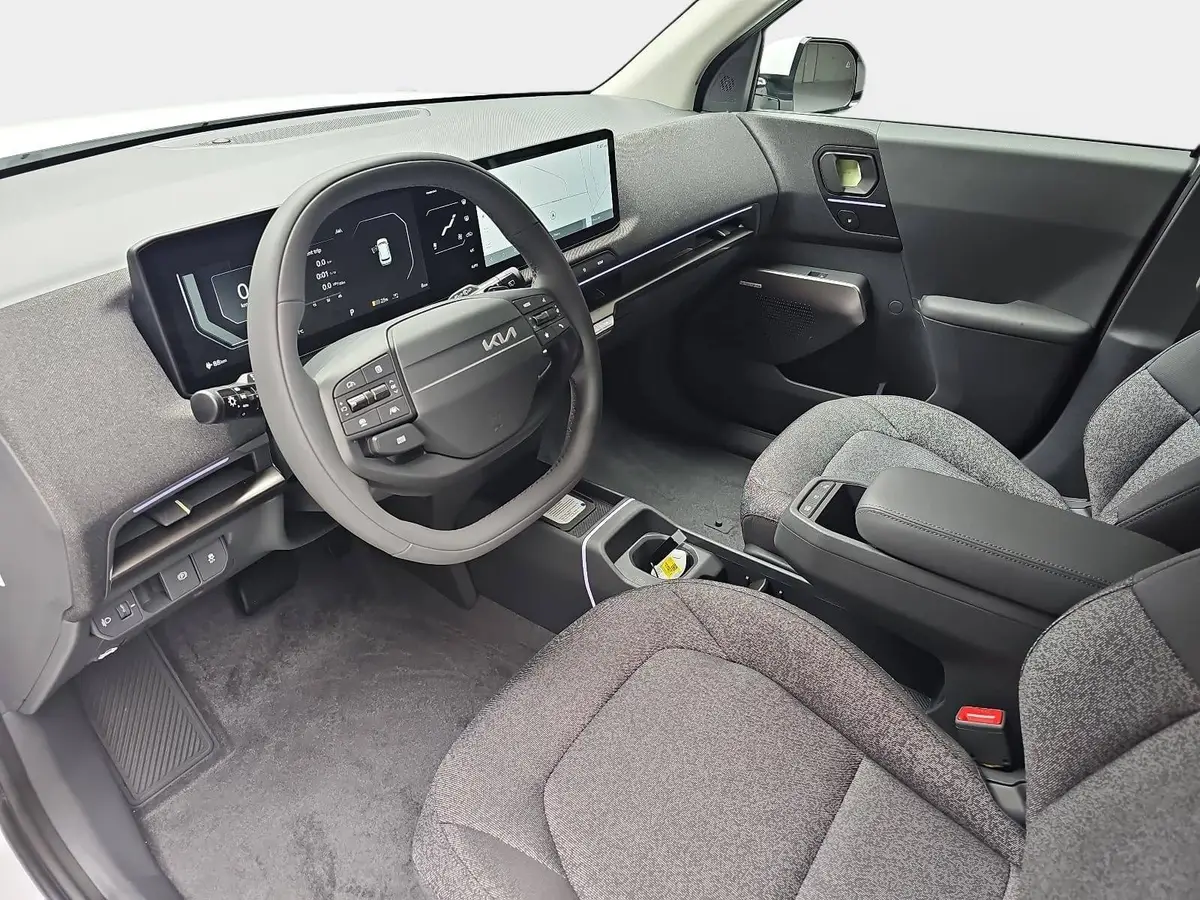 KIA EV2 42.2 KWH EARTH MJ27 WINTER-CONNECT TECHNOLOGY DRIVEWISE-PARK DESIGN