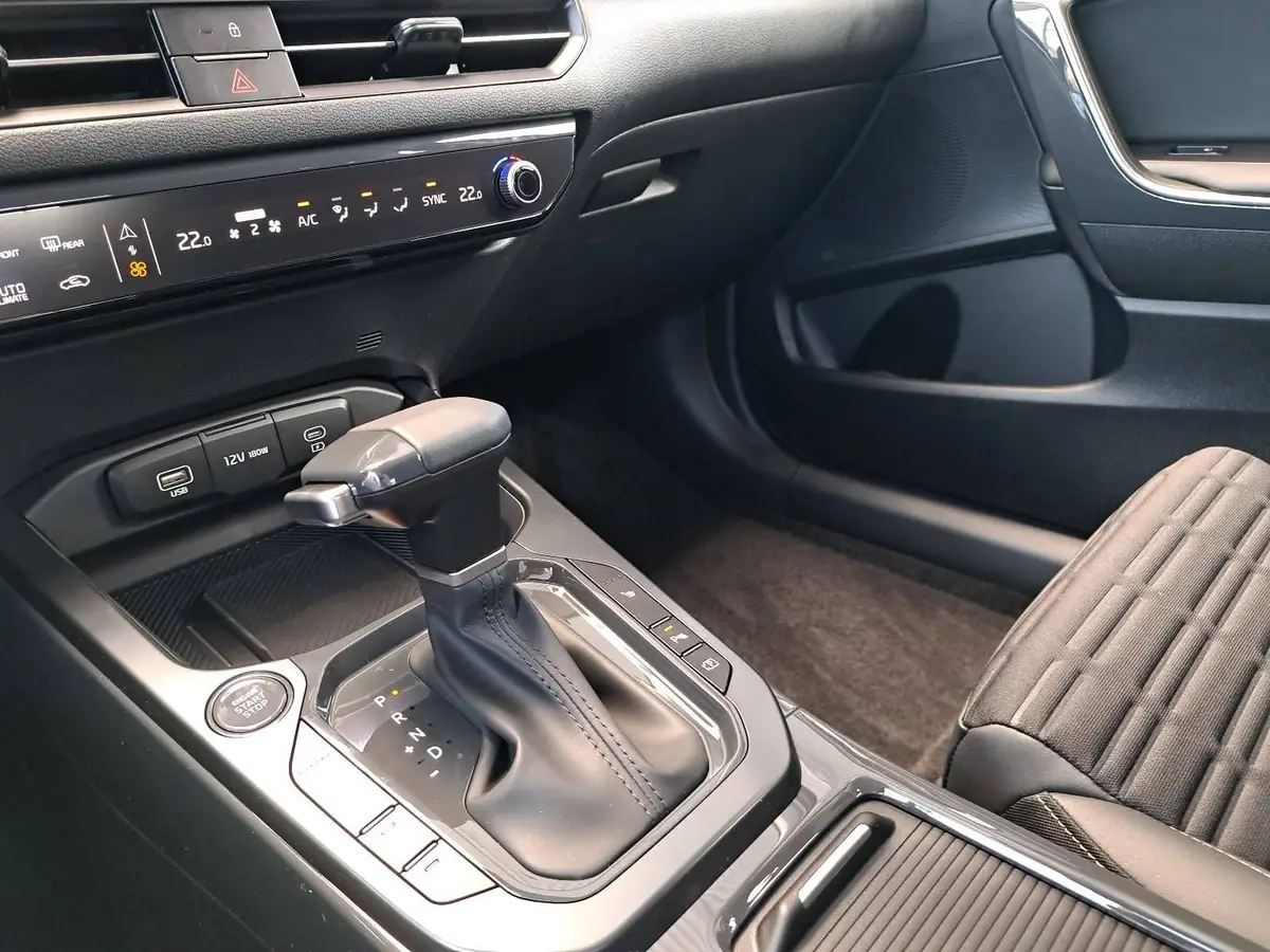 KIA XCEED 1.6 T-GDI 150 DCT SPIRIT MJ27 SOUND