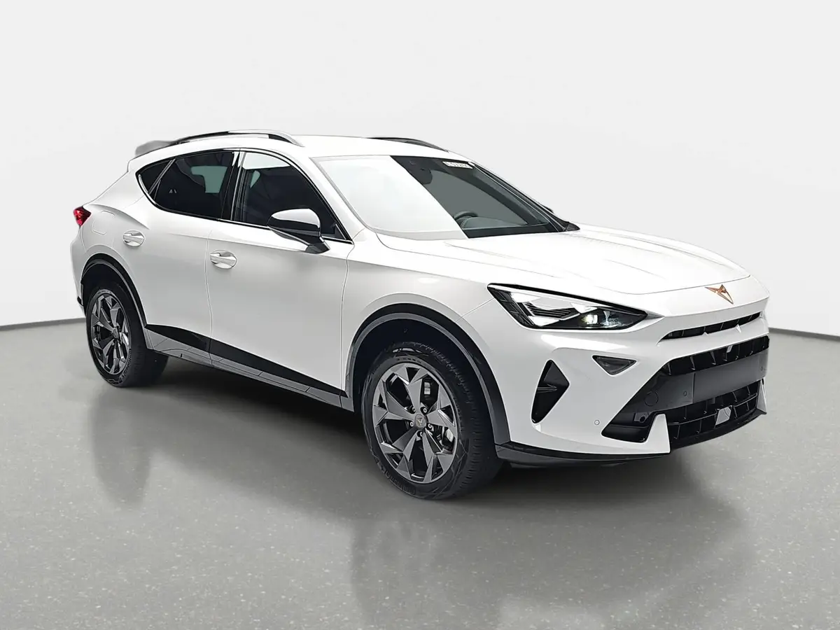 CUPRA FORMENTOR 1.5 ETSI DSG NAVI LED ACC SPURPAKET EL.HECKKL. AHK