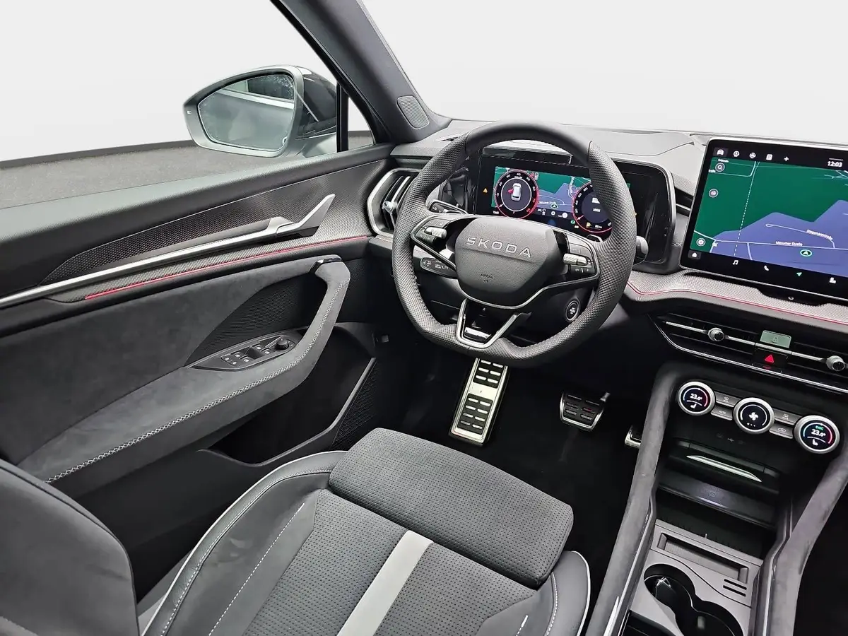 SKODA KODIAQ 1.5 DSG SPORTLINE NAVI LED ACC WINTER KAMERA AHK L